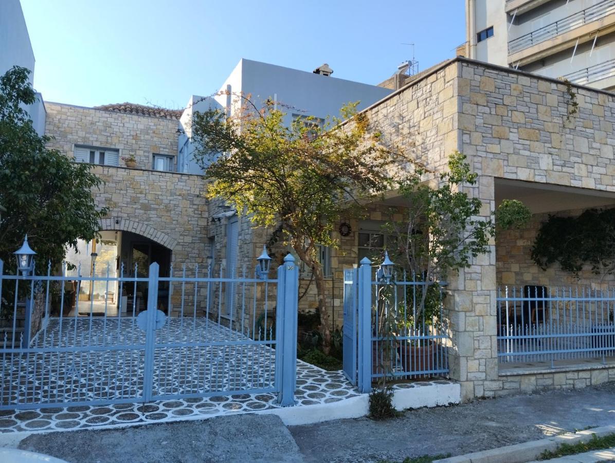 Πέτρινο Στη Θάλασσα Lägenhet Nafpaktos Exteriör bild