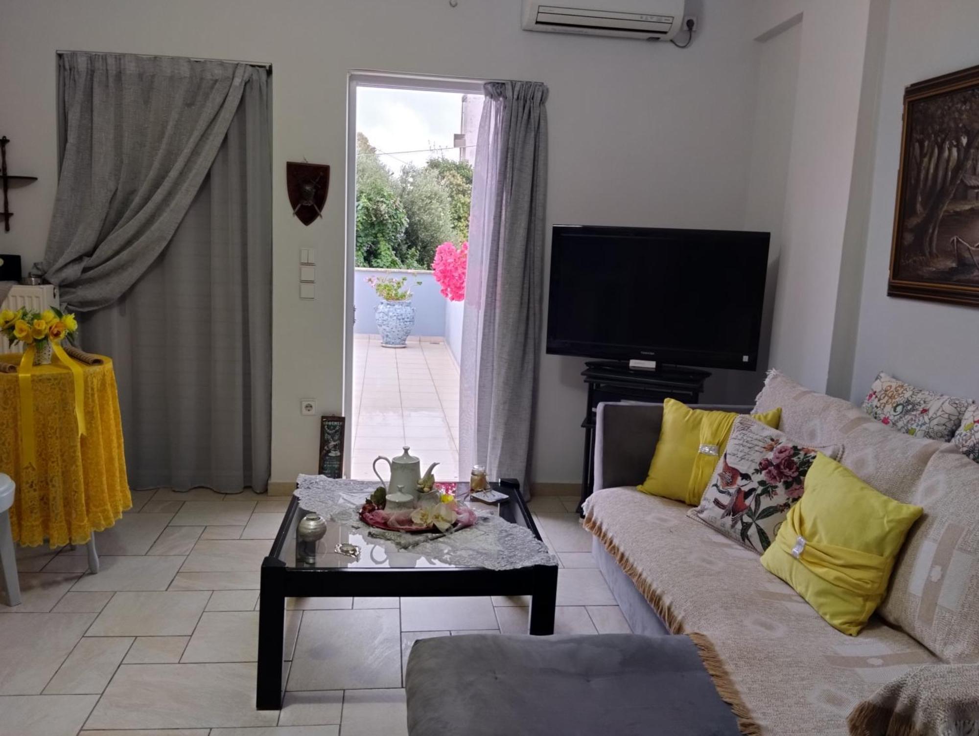Πέτρινο Στη Θάλασσα Lägenhet Nafpaktos Exteriör bild